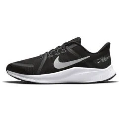 Nike Quest 4