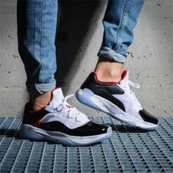 Nike Air Jordan 11 Cmft Low -Nike || ADIDAS Soldes Magasin nike do0613160 air jordan 11 cmft low 3 e